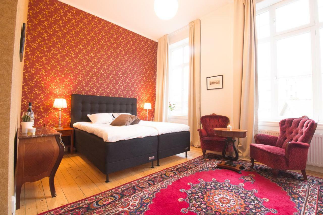 Lysekil City Rooms & Suites Экстерьер фото